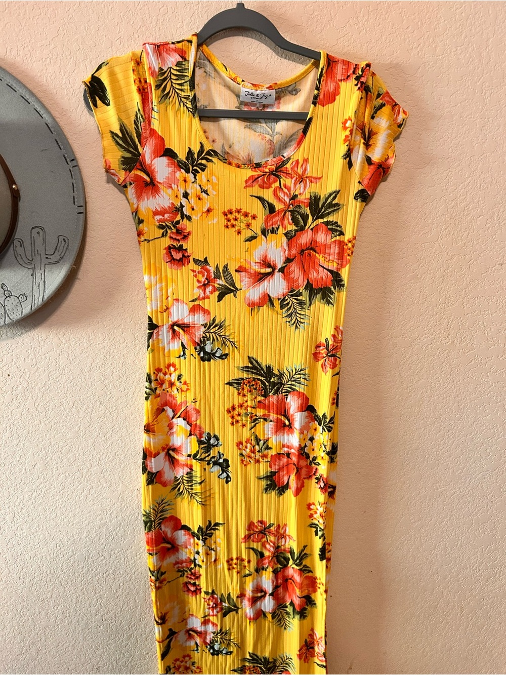 Tropical Scoop Neck Yellow Midi Dress